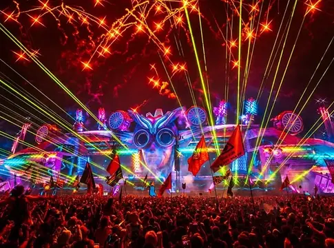 Teljes EDC Las Vegas-szetteket tölt fel az Insomniac
