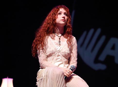 Chappell Roan megszakította kapcsolatát a Wasserman ügynökséggel