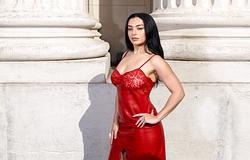 Charli XCX mozis lemezhallgatókat szervez új albuma előtt