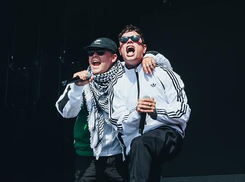 A Kneecap 25 000 fős koncertre készül a Crystal Palace Parkban