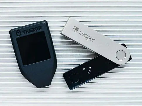 G. Love közel 450 ezer dollárnyi bitcoint bukott egy hamis App Store-os tárca miatt