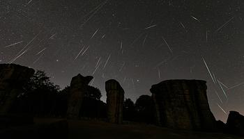 Meteorbecsapódások adták meg az élet szikráját? Új áttekintés ezt valószínűsíti