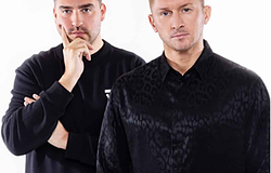 Rakéták árnyékában: a CamelPhat Dubajban egy közel-keleti incidens közepébe csöppent