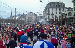 Biztonsági okokból törölték a luzerni Fasnacht techno pop-up eseményét