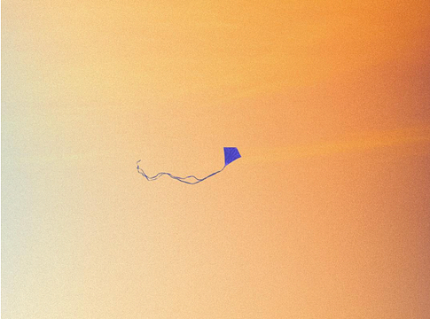 Chris Stussy új kislemezzel hangol debütáló albumára