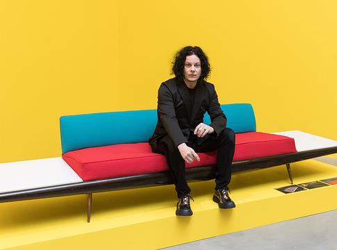 Jack White Londonban nyitotta meg első nyilvános kiállítását