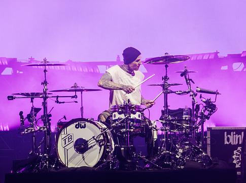 Megható előzetest kapott a Travis Barker: Louder Than Fear