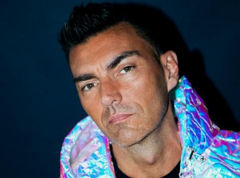 Gabry Ponte új életet lehel a Komodo legendájába