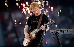 Ed Sheeran a rajongókra bízza a műsort a 2026-os Loop Tour állomásain