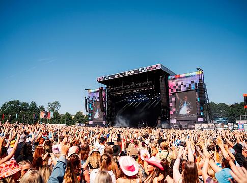 TRNSMT 2026 titkos koncertet ígér, kijöttek a színpadbeosztások és új nevek