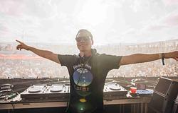 Tiësto visszatér a trance gyökereihez a Dreamstate SoCal 2025 fesztiválon