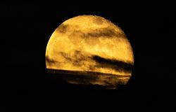 A Hód szuperhold: 2025 legfényesebb égi jelensége közeleg