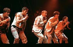 A Take That története három részben érkezik a Netflixre