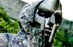 Temu jogi csatában MF Doom örököseivel a hamisított termékek miatt