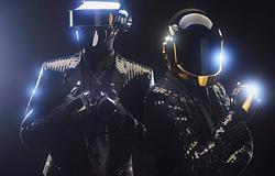 Thomas Bangalter visszatért a DJ pult mögé – maszk nélkül