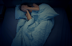 Külön takaró, jobb alvás: ezért terjed a skandináv alvásmódszer