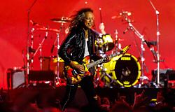 Kirk Hammett leesett a színpadról Dublinban, majd viccel ütötte el az incidenst