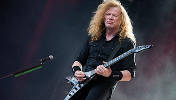 Dave Mustaine a színpadról osztotta ki egy helsinki újságírót: „Such a fucking dickhead”