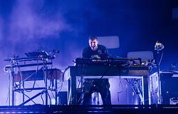 Fred Again.. a zenéről, kritikáról és mentális védelemről