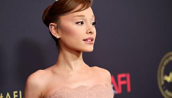 Ariana Grande Harry Potter-utánzásai felrobbantották az Instagramot