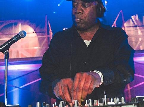 Joe Smooth 30 év után új stúdióalbummal tér vissza – érkezik a We Shall Overcome