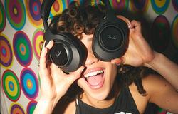 A Fender belép a fogyasztói audió piacára új hangszórókkal és fejhallgatóval