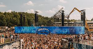 Döntés előtt a Tomorrowland 2026: elkelt jegyek, fokozott biztonsági vizsgálat