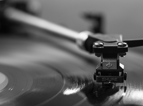 Vinyl forradalom a SoundCloudtól: új korszak a független zenészeknek