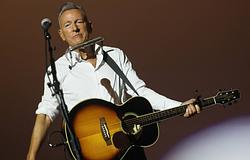 Bruce Springsteen új dala Minneapolis mellett áll ki és élesen bírálja az ICE politikáját