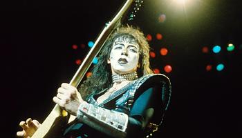 2 millió dolláros album: Vinnie Vincent extrém visszatérése