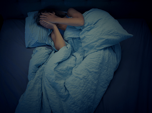 Külön takaró, jobb alvás: ezért terjed a skandináv alvásmódszer