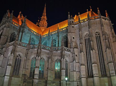 Pap a DJ-pult mögött: Guilherme Peixoto különleges fellépése Szlovákiában