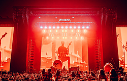 A Live Nation többségi tulajdonrészt szerzett a Bizarro Peru-ban