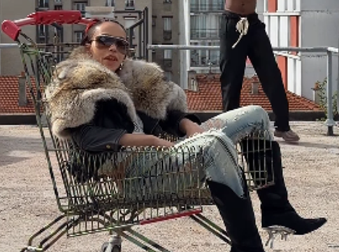 Lezárult FKA twigs és Shia LaBeouf jogvitája