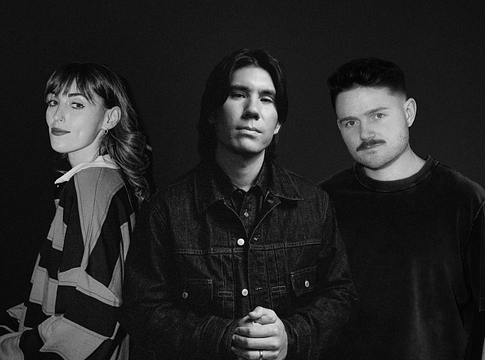 GRYFFIN, AVELLO és Sasha Alex Sloan közös száma: Without You