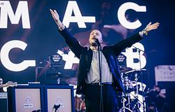 The Maccabees: sztárvendégekkel érkeznek a Kirkstall Abbey-be