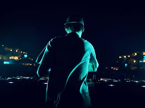 Avicii „Wake Me Up” című dala átlépte a 3 milliárd streamet a Spotify-on