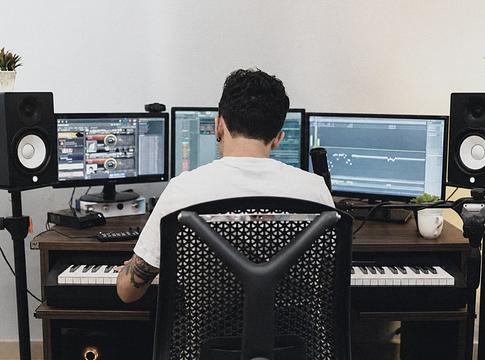 Végleg ingyenes lett a Codwaves Seaquake techno plugin