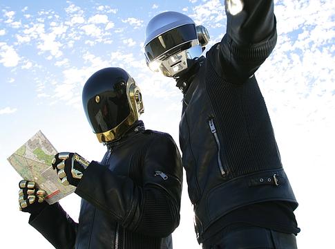 Új klippel tér vissza a Daft Punk a „Human After All” dalhoz