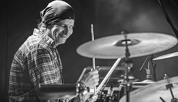 Elhunyt Bräutigam Gábor, a Kispál és a Borz alapító dobosa