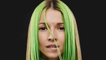 Miss Monique nyeregbe száll Ibizán egy jótékonysági kihívásért