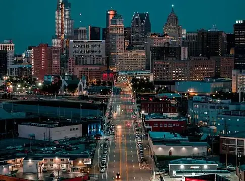 Usher és Big Sean szórakoztatóipari inkubátort indít Detroitban