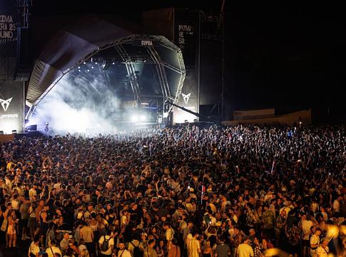 Vihar borította fel a Primavera Sound első napját: több koncert elmaradt