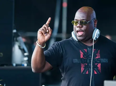 Carl Cox két órára rave-helyszínné változtatta Dublin történelmi múzeumterét