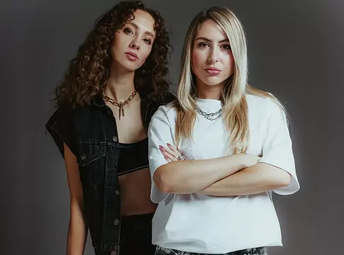 EMJIE és Emma B három energikus klubslágerrel jelentkezik