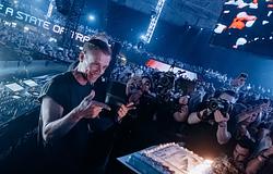 Armin van Buuren 25 év trance előtt tisztelgett