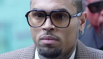 Chris Brown jogdíjaiból és turnébevételeiből hajthatják be a közel 13 millió dolláros kártérítést