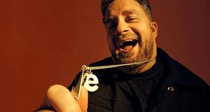 Eats Everything visszatér Santa Claws szerepében a Defected karácsonyi házibuliján