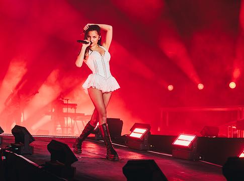 Olivia Rodrigo: „Az abortusztilalmak nem az életet, hanem a kontrollt szolgálják”