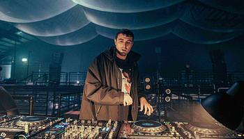 Fred again.. különleges koncertfilmmel zárja az évet az Apple Musicon